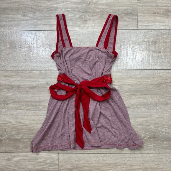 Pretty Good Red and Gray Women's Blouse - Picture 6 of 6